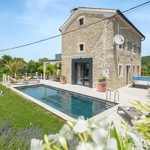 Carica Villa Krasica (Istria)